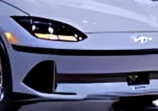 hyundai recalls over 145 000 electric vehicles in us
