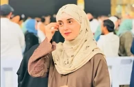 maya ali performs umrah shares photos on instagram