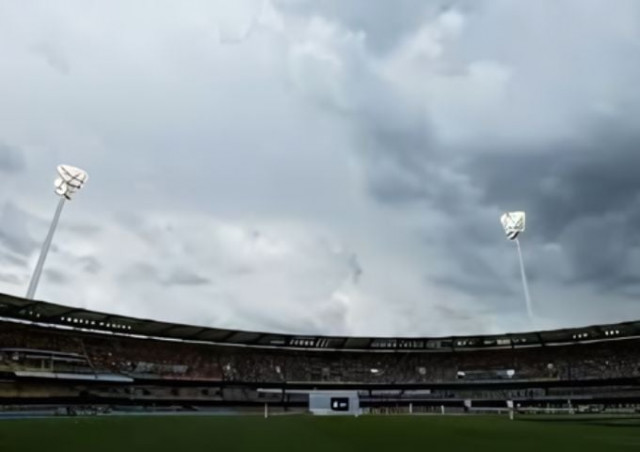 pak vs aus will rain play spoilsport in first t20i at brisbane