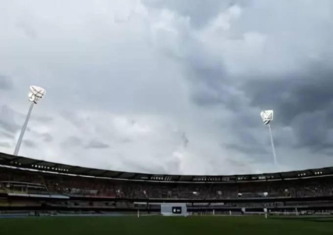 pak vs aus will rain play spoilsport in first t20i at brisbane