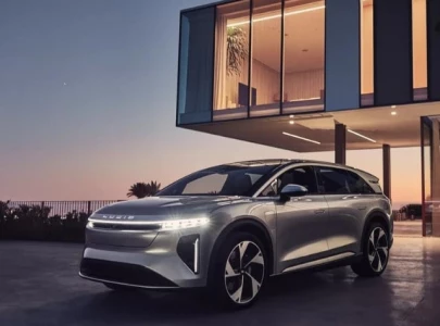 lucid reveals gravity suv eyes market for affordable evs to challenge tesla