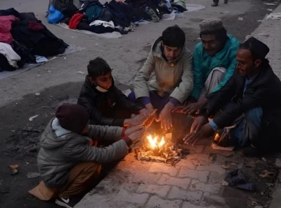 karachi weather update temperature drops further as cold wave grips city
