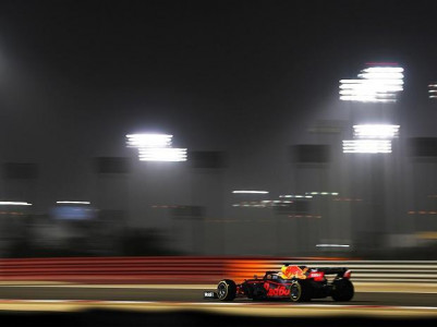 verstappen shines as hamilton loses way