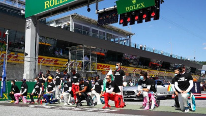 formula one schedules time for drivers anti racism gesture formula one schedules time for drivers anti racism gesture