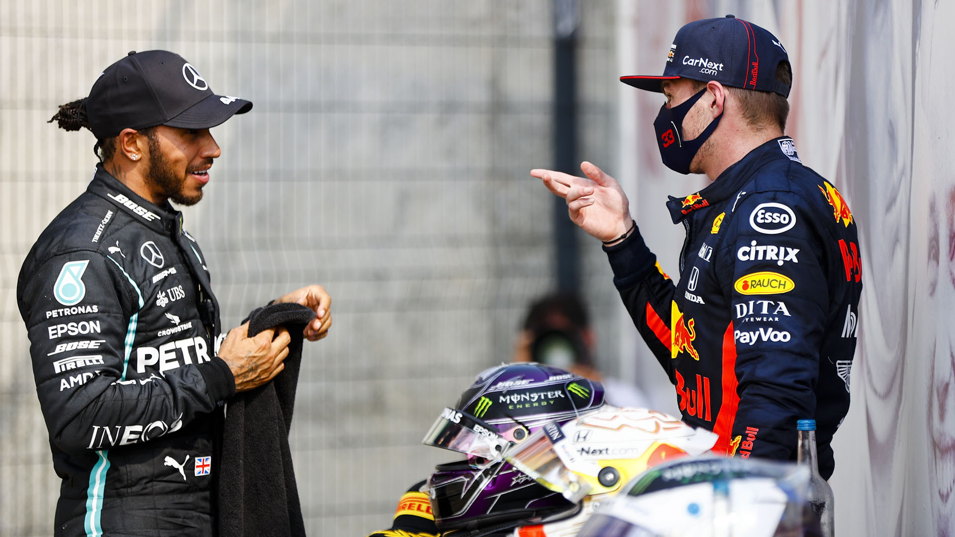 Photo of ‘Verstappen has stronger hand in F1 title thriller’