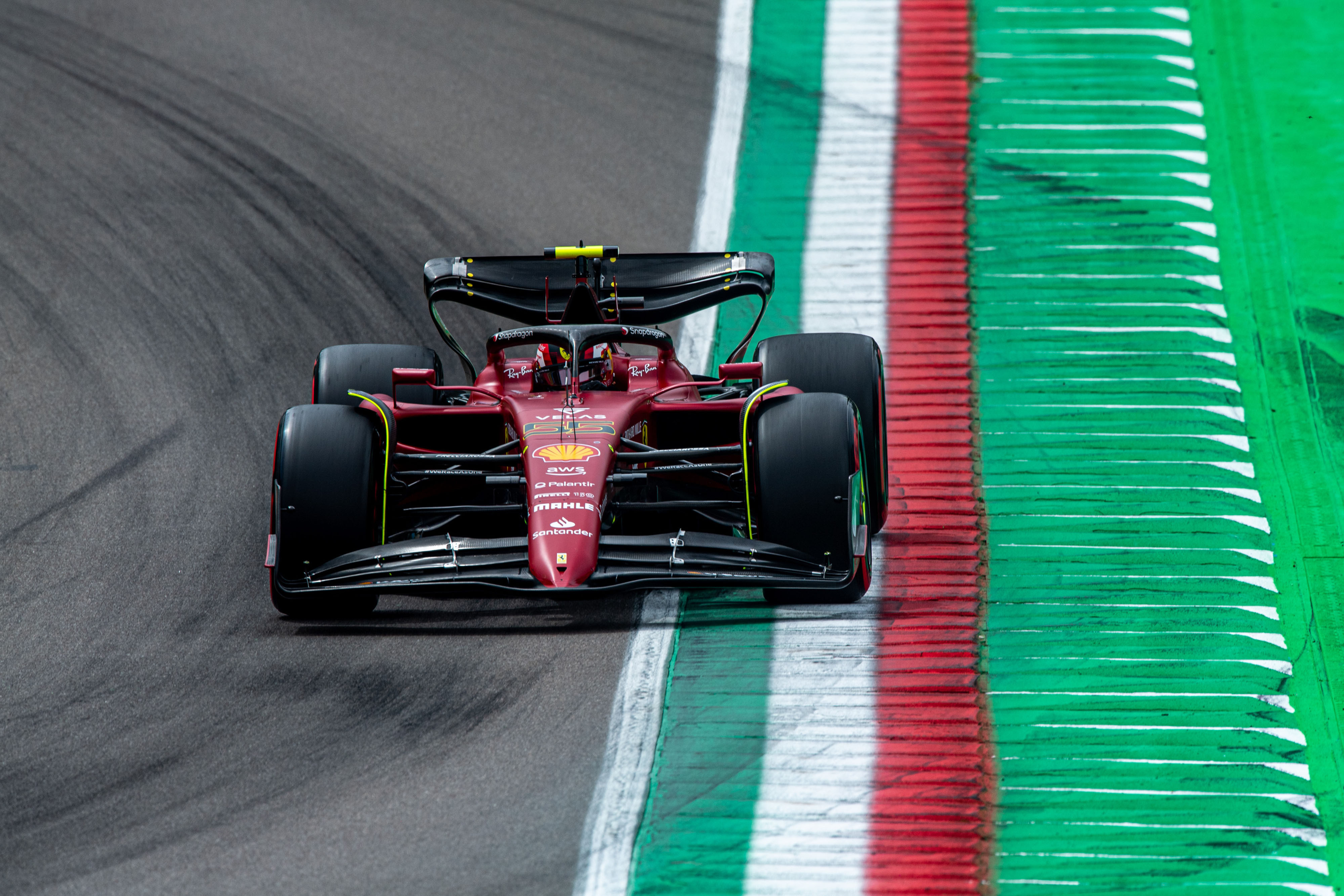 Photo of Ferrari 'won't lose heart' despite Imola setback