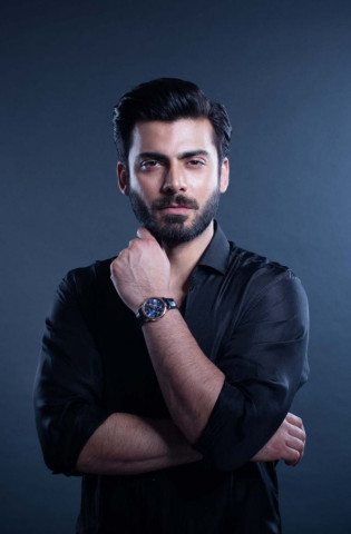 fawad khan apologises to indian fans for long absence it was not in my hand fawad khan apologises to indian fans for long absence it was not in my hand
