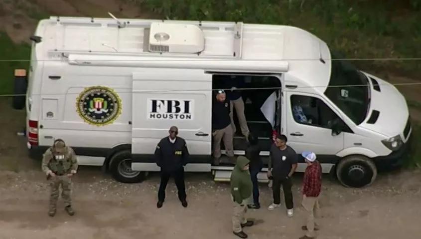 police still searching for texas man accused of killing five neighbors police still searching for texas man accused of killing five neighbors