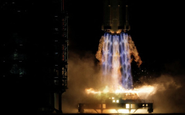 russia to send rocket to rescue crew from iss photo afp russia to send rocket to rescue crew from iss photo afp