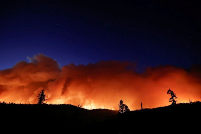 year s largest fire burns through dry terrain to destroy california homes year s largest fire burns through dry terrain to destroy california homes