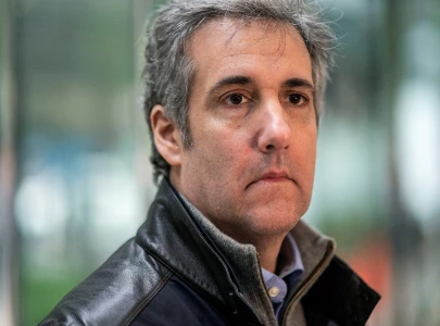 michael cohen confronted by trump supporters at exclusive new york club