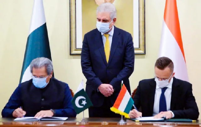 foreign minister p ter szijj rt arrived in islamabad on maiden official visit on the invitation of his pakistani counterpart photo app foreign minister p ter szijj rt arrived in islamabad on maiden official visit on the invitation of his pakistani counterpart photo app