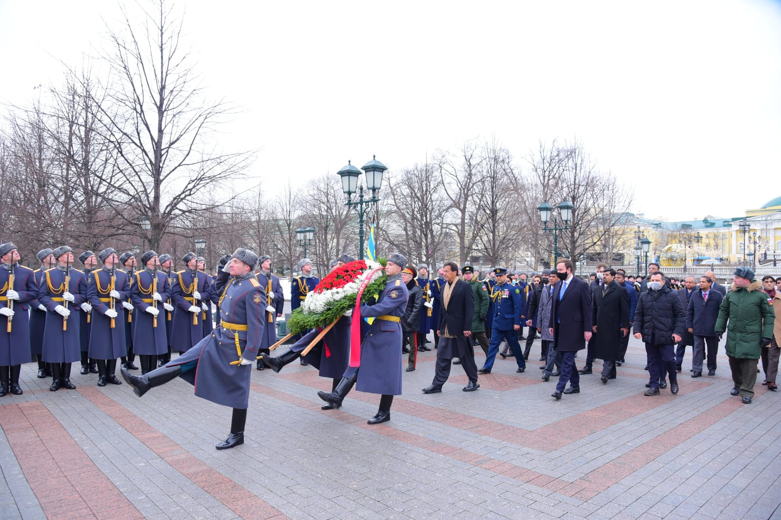 Photo of PM Imran continues official visit to Russia, lays floral wreath at WWII memorial