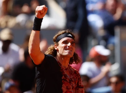 tsitsipas rublev move on at french open