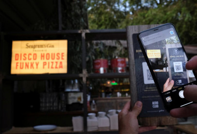 pizza restaurant launches spain s first virtual waiter app