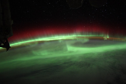 astronaut spots bright aurora storm from space astronaut spots bright aurora storm from space
