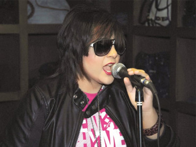 stoneage making fashion and music connect stoneage making fashion and music connect