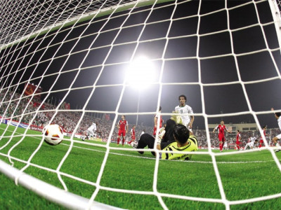 cahill on song as australia crush india cahill on song as australia crush india