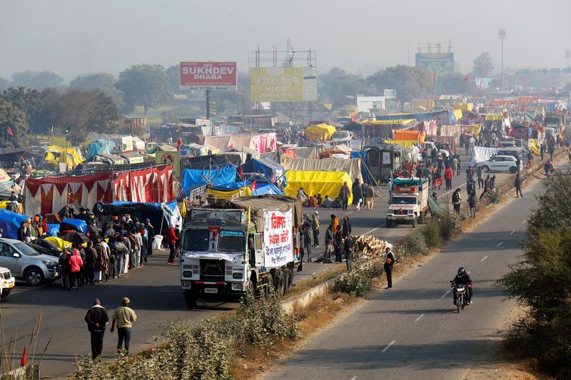 a view of a crowded highway as farmers protest against new farm laws at a state border in shahjahanpur in the state of rajasthan near new delhi india december 26 2020 photo reuters