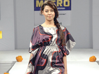 fashion show at metro