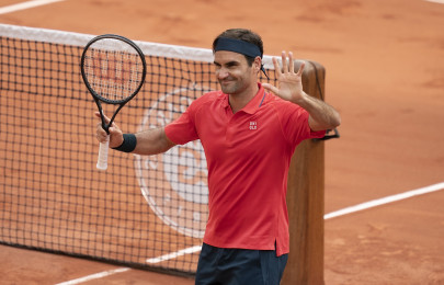 federer happy to find higher gear against cilic federer happy to find higher gear against cilic