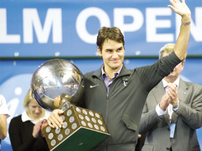 federer lifts stockholm open trophy federer lifts stockholm open trophy