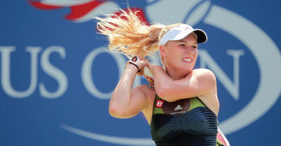 federer s perfect start lands him third round berth