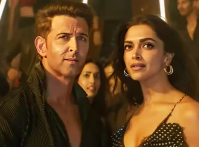 fighter gets legal notice over kissing scene between hrithik deepika in uniform