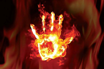 burning concerns 15 year old sets herself on fire in front of parents