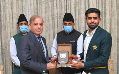 pm pakistan hosts dinner for pakistan england teams pm pakistan hosts dinner for pakistan england teams