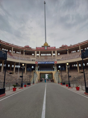 indo pak battle of tallest flag at wagah border to start once again indo pak battle of tallest flag at wagah border to start once again