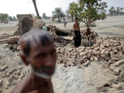 five million pakistanis at risk from floods un