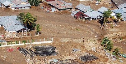 flood victims take over teaching duties