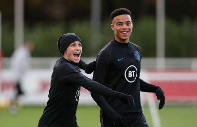 southgate says foden greenwood must regain his trust