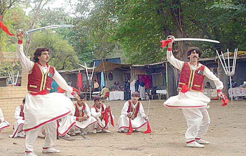 folk festival at k p s pavilion chappali kabab khattak dance main attractions