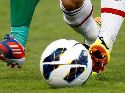 violence erupts at israeli premier league match over national anthem