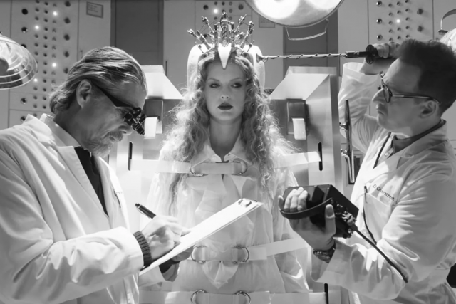 ethan hawke taylor swift and josh charles in the music video for taylor swift s new track fortnight photo taylor swift ethan hawke taylor swift and josh charles in the music video for taylor swift s new track fortnight photo taylor swift