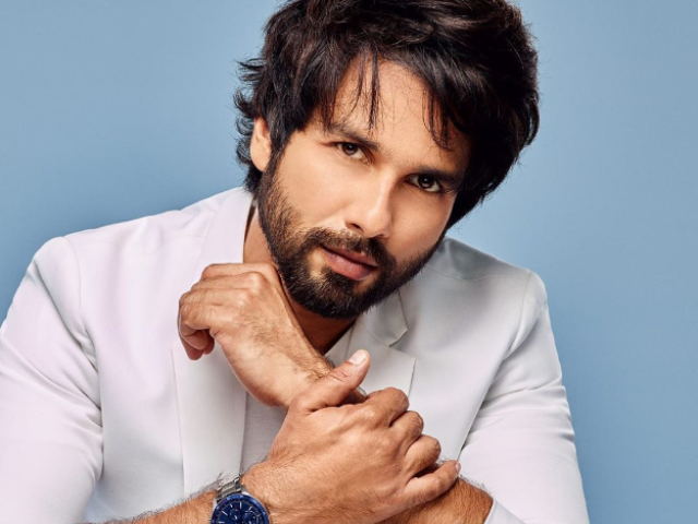 shahid kapoor bags rs 100 crore deal with netflix