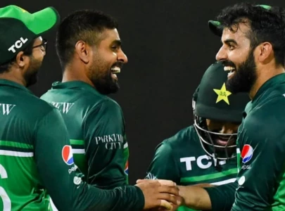 cricket fraternity lauds fans in frenzy as pakistan tops icc odi rankings