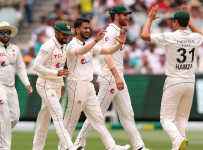 two changes expected in pakistan playing xi for sydney test