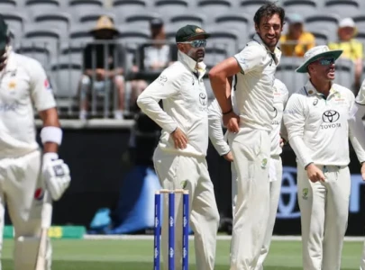 pakistan bundled out for 89 as australia win perth test by 360 runs