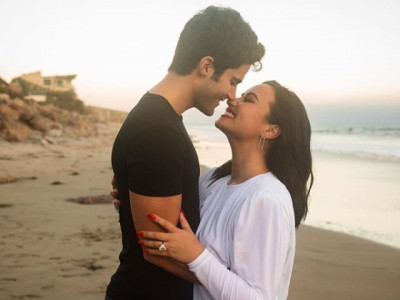 demi lovato announces engagement to max ehrich