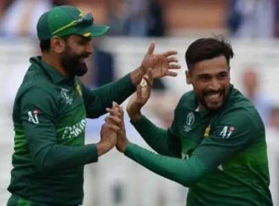 hafeez wanted to quit pakistan cricket over amir s return