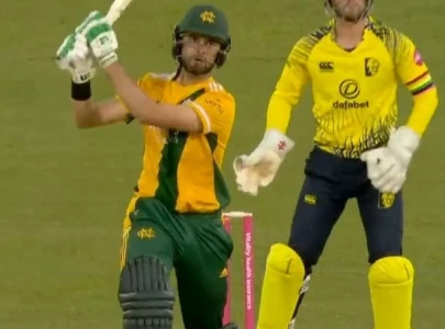 watch shaheen afridi smashes bracewell for four sixes in an over