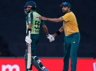 shamsi defends babar azam amid criticism regarding facing left arm spinners