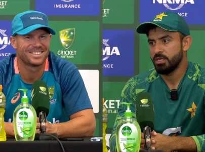 warner reveals chat with shaheen jamal discloses pakistan s plan for day two