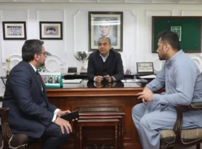 pcb to consider hybrid model for coaches