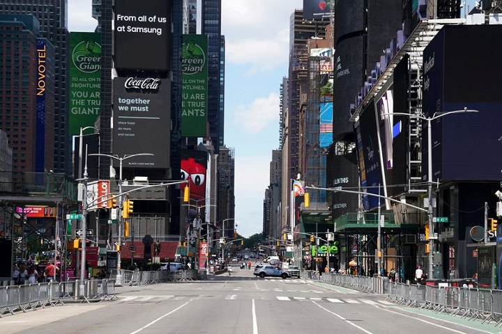 times square is pictured as the coronavirus outbreak covid 19 continues in the manhattan borough of new york city new york us june 29 2020 photo reuters