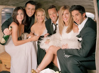 friends costumes worn by matthew perry and more memorabilia up for auction on 30th anniversary friends costumes worn by matthew perry and more memorabilia up for auction on 30th anniversary