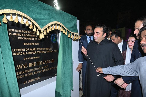 pakistan people s party ppp chairperson and foreign minister bilawal bhutto zardari inaugurated the newly rehabilitated kakri sports complex also known as kakri ground in karachi s lyari area photo twitter mediacellppp